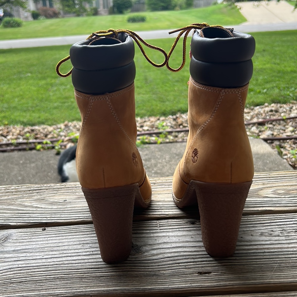Timberland Heeled Boots - Picture 4 of 6